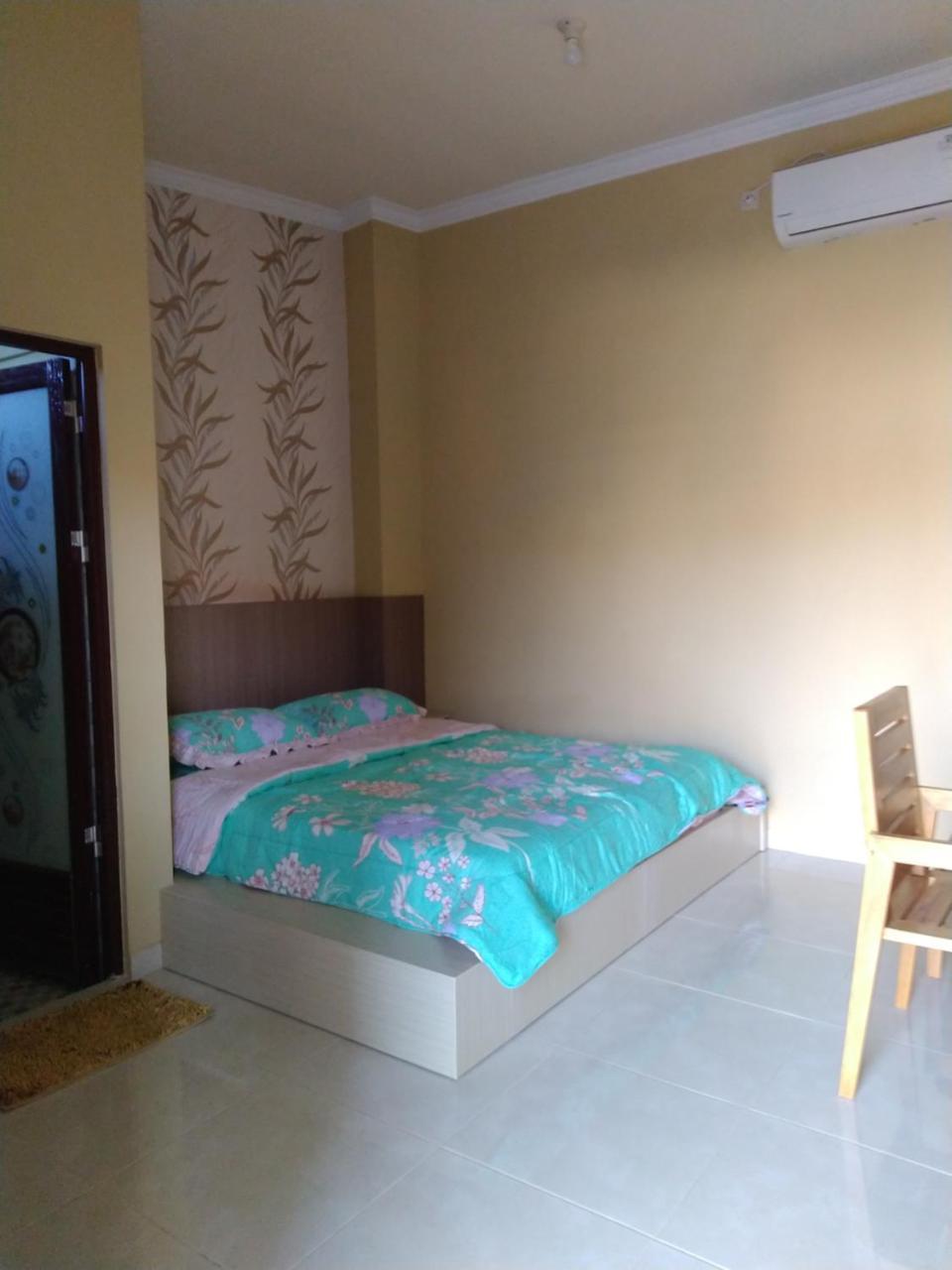 R3 Brawijaya Homestay Бануванги Екстериор снимка
